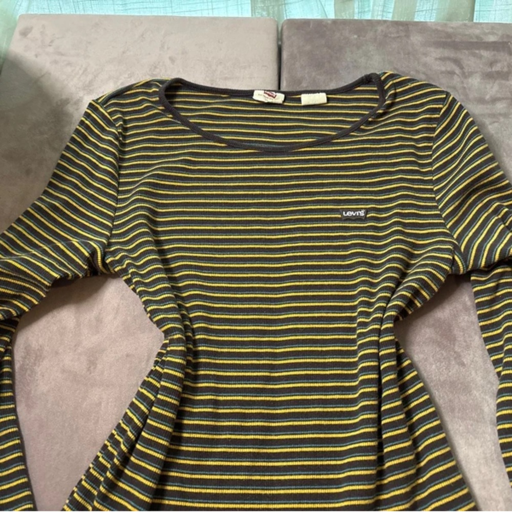 Levi's Olive and Black Striped Long Sleeve Crew Tee - Picture 5 of 5